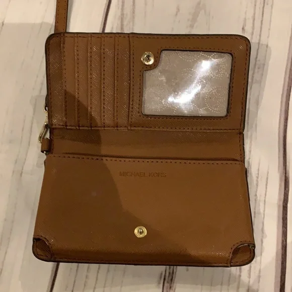 Michael Kors Cell Phone Wallet Holder - Picture 4 of 11